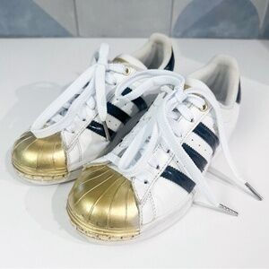 Adidas gold toe Superstar sneakers